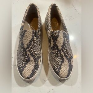 Vince Camuto Snakeskin Korli Leather Slip On Shoes 7.5